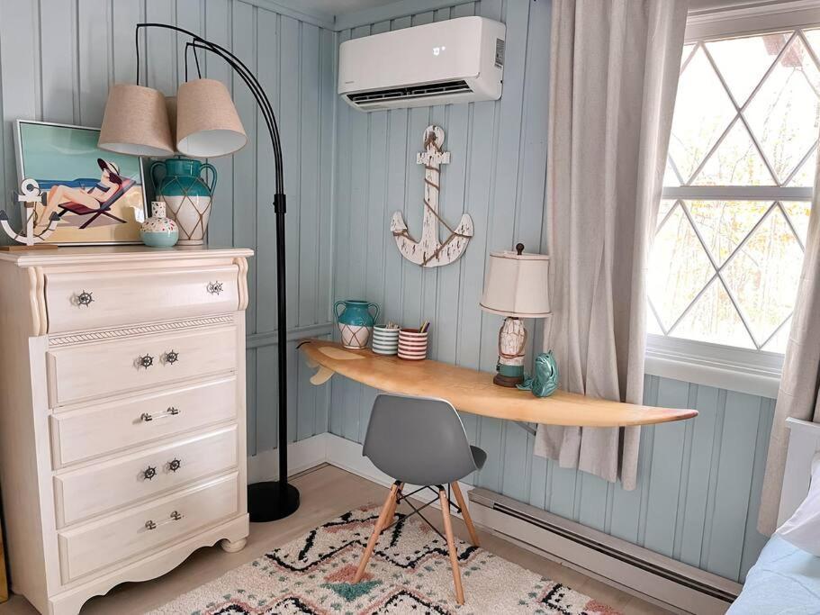 Stylish And Cozy Cabin, Walking Distance To Big Bass Lake Gouldsboro 外观 照片