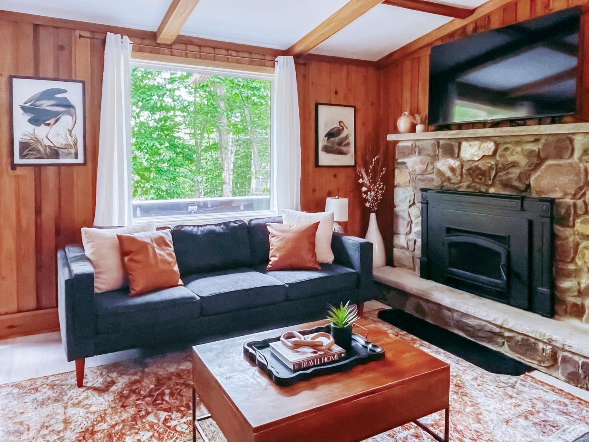 Stylish And Cozy Cabin, Walking Distance To Big Bass Lake Gouldsboro 外观 照片
