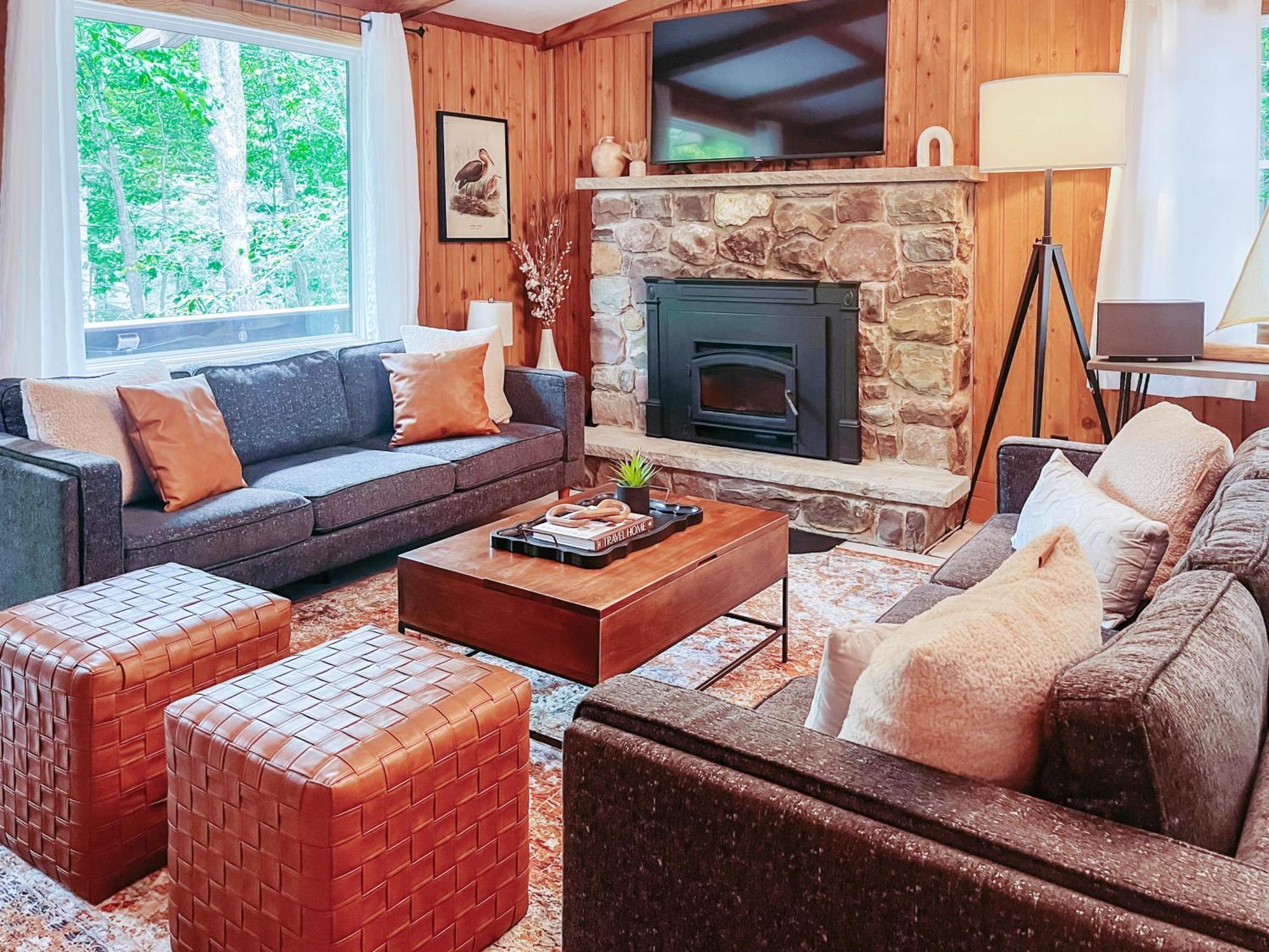 Stylish And Cozy Cabin, Walking Distance To Big Bass Lake Gouldsboro 外观 照片